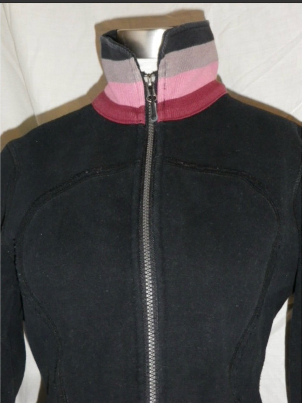 Women’s Lululemon Black Brushed Fleece Tri Color Collar Jacket Size 6